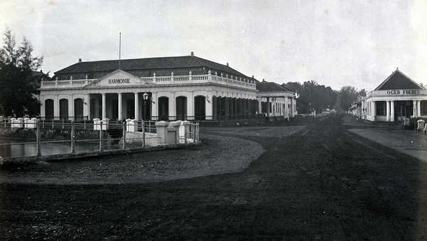 Potret Bangunan Kolonial yang Hilang di Jakarta
