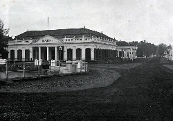 Lenyap Tanpa Jejak, Gedung Kolonial Jakarta Tinggal Foto