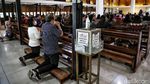 Ibadah Jumat Agung yang Khidmat di Gereja Salib Suci