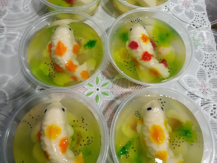 jeli bentuk ikan koi sebagai pengganti kue ulang tahun