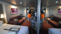 Setelah menjemput penumpang, kapal pesiar itu akan berlayar menuju Napoli, Cagliari, dan Malta.
