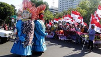 Ondel-ondel juga tampak digunakan dan hadir dalam demonstrasi yang terjadi di Jakarta. Istimewa  