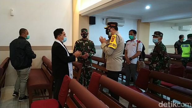 Pengamanan Gereja di Ciamis