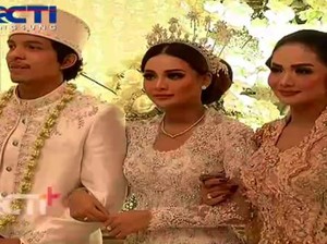 Ashanty Dampingi Aurel Hermansyah di Pelaminan, Sempat Minta KD Ikut