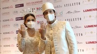 Happy wedding Atta dan Aurel. Foto: Hanif/detikHOT
