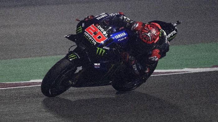 DOHA, QATAR - APRIL 02: Fabio Quartararo of France and Monster Energy Yamaha MotoGP Team  rounds the bend during the MotoGP of Qatar - Free Practice at Losail Circuit on April 02, 2021 in Doha, Qatar. (Photo by Mirco Lazzari gp/Getty Images)