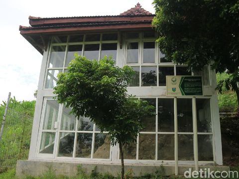 Gardu Atraksi Perlindungan Fosil yang berada di Bukit Patiayam Desa Terban Kecamatan Jekulo, Kudus, Jumat (2/4/2021).