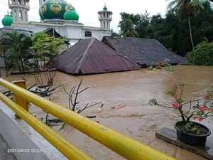 Banjir Bandang di Kabupaten Bima NTB, 1 Orang Tewas