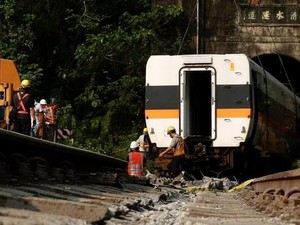 Dibawa Polisi, Pemilik Truk Penyebab Kecelakaan Kereta di Taiwan Minta Maaf