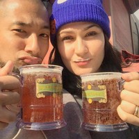 Penyanyi Marcell Siahaan juga memilih menikahi seorang chef. Marcell menikah dengan Rima Melati Adams pada 28 Januari 2009. Rima sendiri sempat menjadi pembawa acara dalam program Kitchen Beib. Foto: Instagram@marcellsiahaans