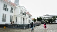Secara kumulatif (Januari-Februari 2021), jumlah kunjungan wisman mencapai 254,23 ribu kunjungan atau turun sebesar 88,25 persen jika dibandingkan dengan jumlah kunjungan wisman pada periode yang sama tahun 2020 yang berjumlah 2,16 juta kunjungan.