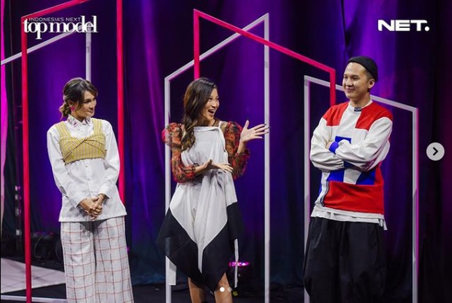 Dalam sesi penjurian itu Danella mengaku memiliki masalah kesehatan mental hingga mengalami eating disorder atau gangguan makan. Serius? Aku suka banget makan, jadinya aku eating disorder kali ya, begitu kata Luna Maya. Foto: Dok. Instagram @intm_nettv @lunamaya