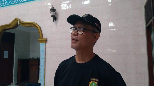 Masjid Nurul Jannah di Jagakarsa, Jaksel tersambar petir pada Sabtu (3/4) dini hari.