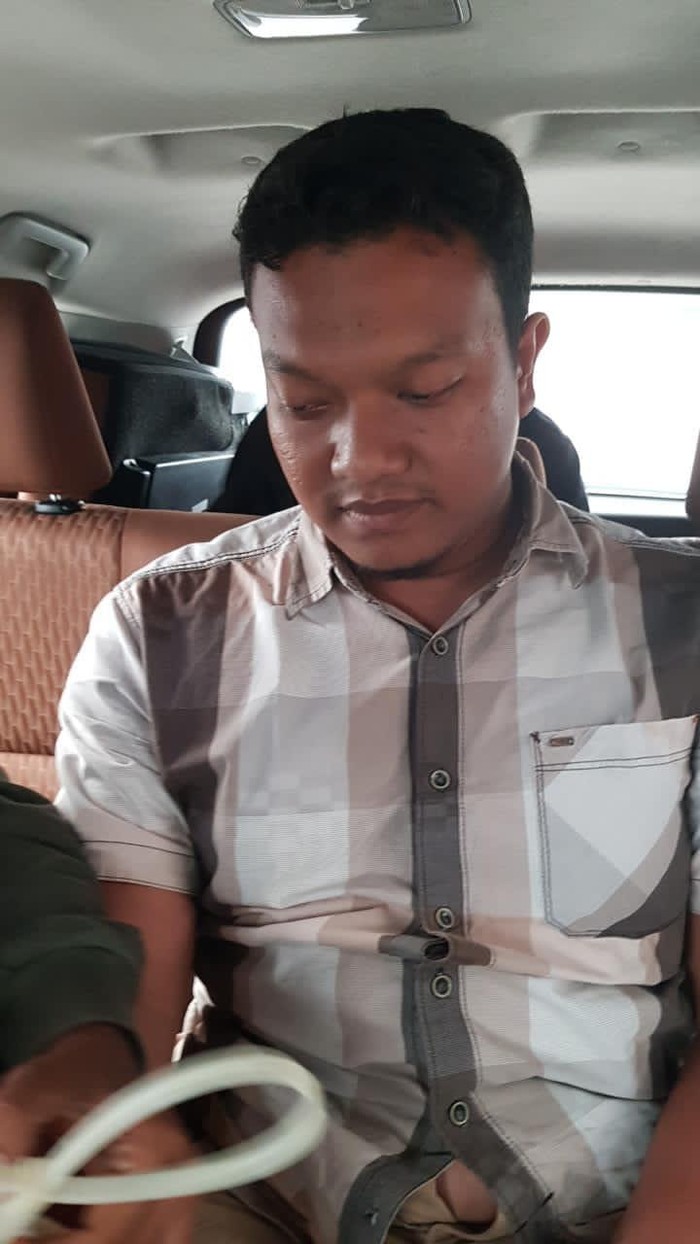 Muchsin Kamal alias Imam Muda (28) yang menjual airgun ke Zakiah Aini ditangkap Densus 88 Polri di Aceh (dok Polri)