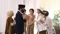 Presiden Jokowi Jadi Saksi Pernikahan Atta dan Aurel (Foto: Foto: Lukas - Biro Pers Sekretariat Presiden)