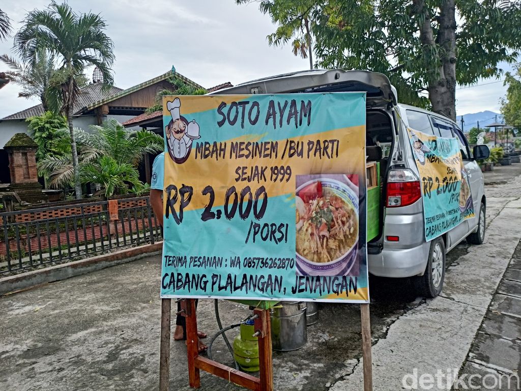 Sueger Mantap! Sarapan Soto Ayam Rp 2.000 Semangkok