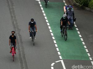 Dishub DKI Sebut Pemotor Lewat Jalur Sepeda Bergaris Putus-putus Tak Ditilang
