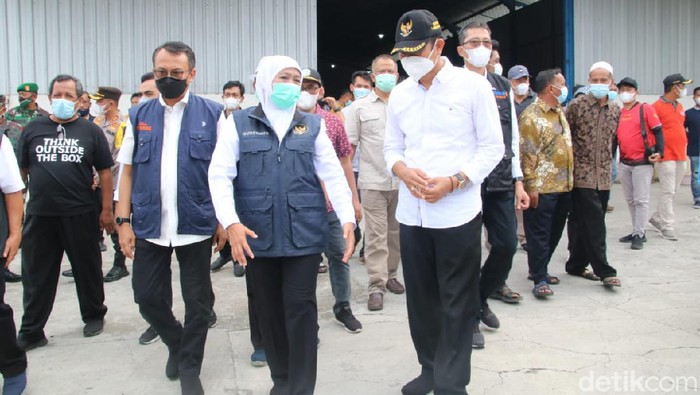 Pemprov Jatim akan mengkoordinasikan penyerapan gabah petani dari luar Bulog. Mulai hari ini, pemprov bersama BAZNAS Jatim akan menyerap beras di penggilingan-penggilingan padi.
