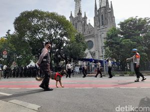 Aparat Gabungan Jaga Gereja Katedral Jakarta, K9-Panser Anoa Disiagakan