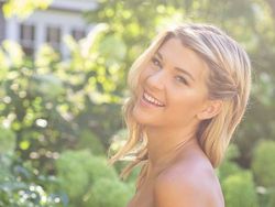 Phoebe, Putri Bill Gates yang Paling Stylish