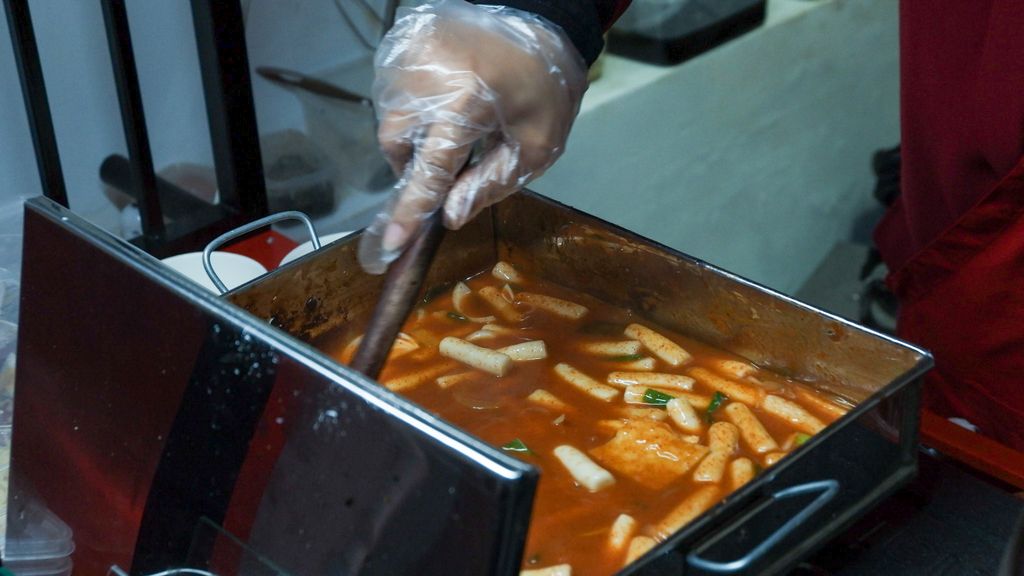 Dipecat dari Perusahaan Korea, Wanita Ini Sukses Buka 46 Street Food Topokki