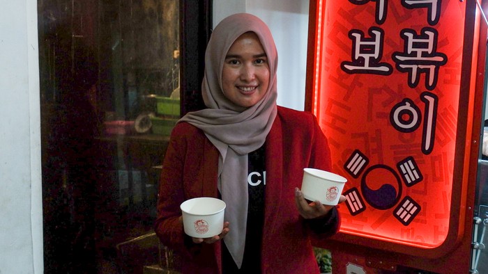 Sukses jualan topokki Dipecat dari Perusahaan Korea, Wanita Ini Sukses Buka 46 Street Food Topokki