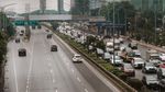 Ada Kecelakaan, Tol JORR Arah Pasar Minggu Macet
