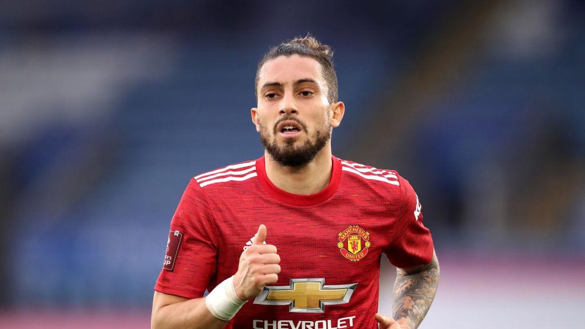 Manchester United lepas Alex Telles musim panas ini? (Foto: Getty Images/Alex Pantling)