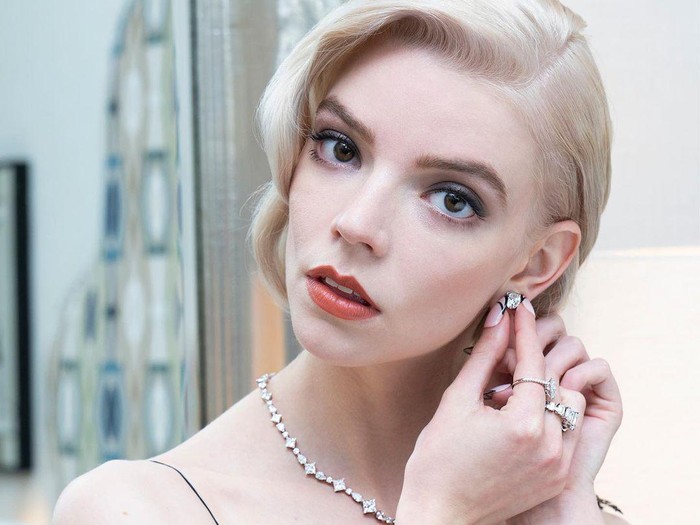 Anya Taylor-Joy di SAG Awards 2021 Anya Taylor-Joy di SAG Awards 2021