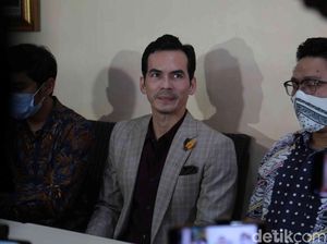 Atalarik Syah Jelaskan soal Tsania Marwah Tolak Beri Izin Bikin Paspor Anak