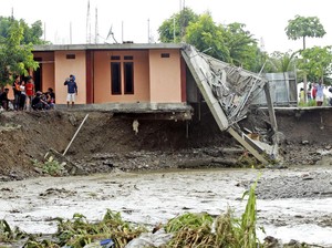 Bupati Lembata Tetapkan Status Tanggap Darurat Bencana