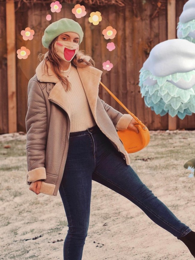 Tidak peduli apa yang orang lain pikirkan tentang dadaku, semua yang terpenting adalah dari pikiranku sendiri, ucapnya. Foto: Dok. Instagram/@beccabutcherx