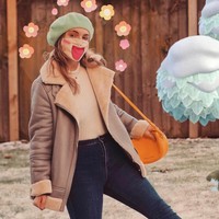 Tidak peduli apa yang orang lain pikirkan tentang dadaku, semua yang terpenting adalah dari pikiranku sendiri, ucapnya. Foto: Dok. Instagram/@beccabutcherx