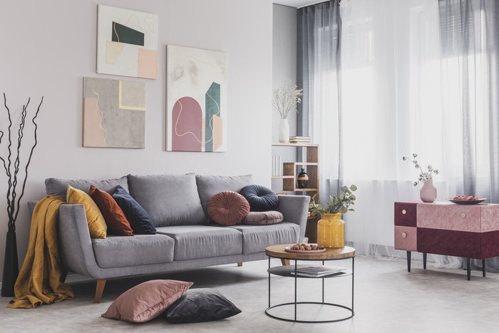 Ide desain ruang tamu minimalis. Foto: Istock Ide desain ruang tamu minimalis. Foto: Istock