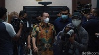 Menurut hakim, meskipun Djoko Tjandra tidak menyetujui action plan yang dibuat Pinangki dan Andi Irfan permufakatan jahat tetap terbukti. Sebab, mereka sudah melakukan pertemuan dan membahas terkait permohonan fatwa MA.  