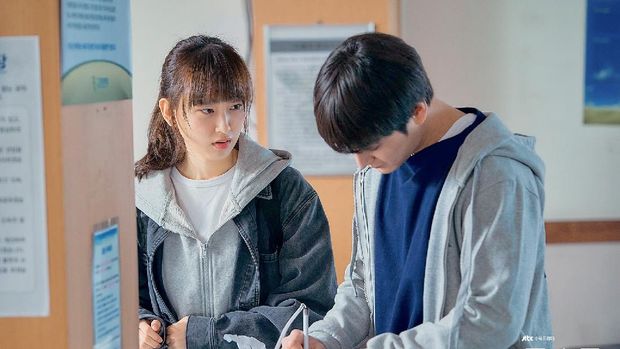 drama Korea Law School, Ryu Hye Young dan Kim Bum
