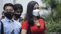 Sierra mengatakan anak tersebut tinggal bersamanya. Dia menyebut menikah siri dengan M pada 2018.