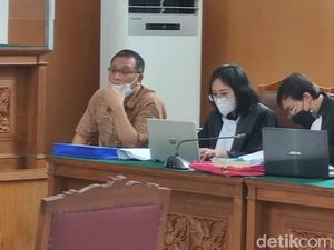 Ahli Forensik Polri Ungkap Pencarian Bukti Cuitan Jumhur soal UU Ciptaker