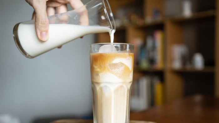 Sebelum Ngopi, Cek Dulu Jumlah Kalori Berbagai Minuman Kopi Ini