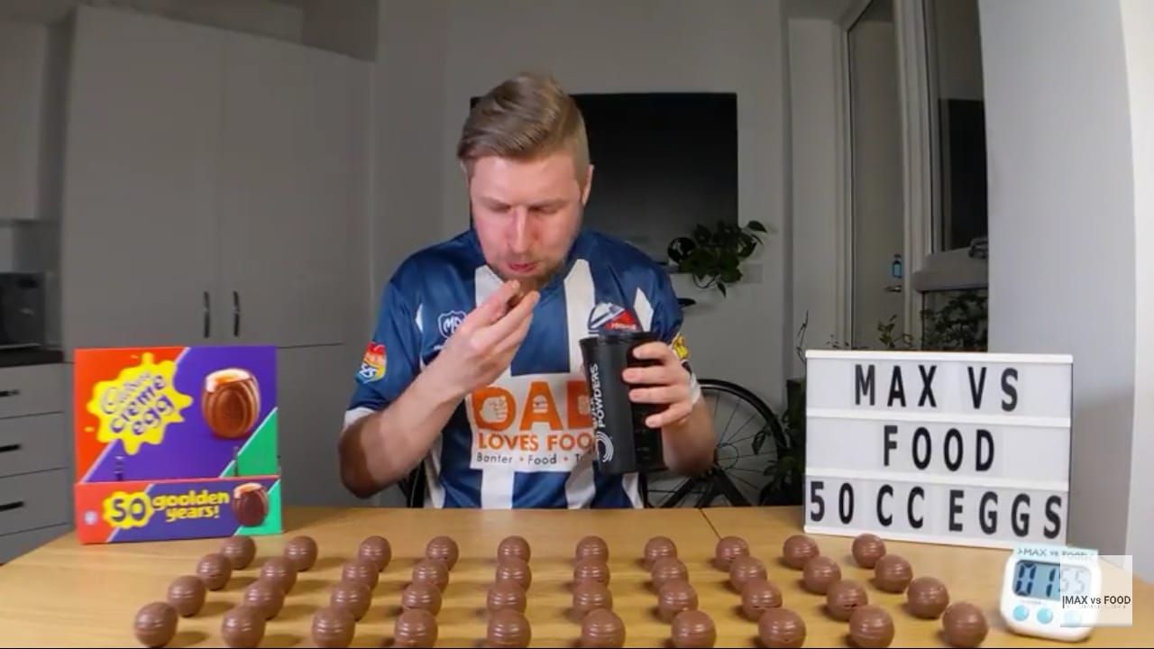 Wouw! Youtuber Ini Mampu Melahap 50 Creme Egg Dalam 24 Menit