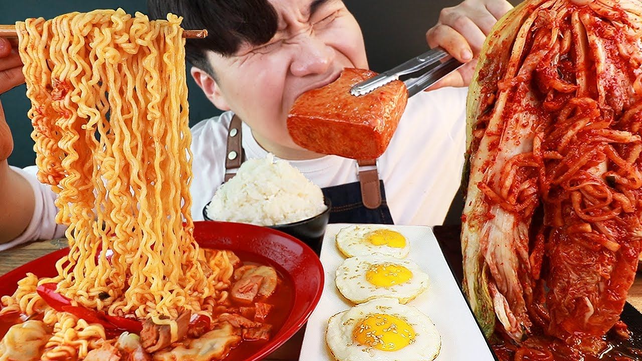 Makin Ngetren, Artis Mukbang Raup Penghasilan Rp 30 Miliar Sebulan