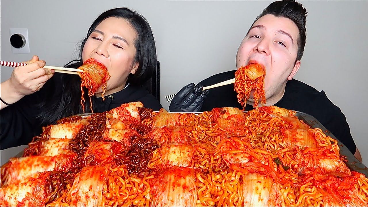 Makin Ngetren, Artis Mukbang Raup Penghasilan Rp 30 Miliar Sebulan