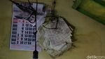 Menengok Produksi Cap Batik di Solo