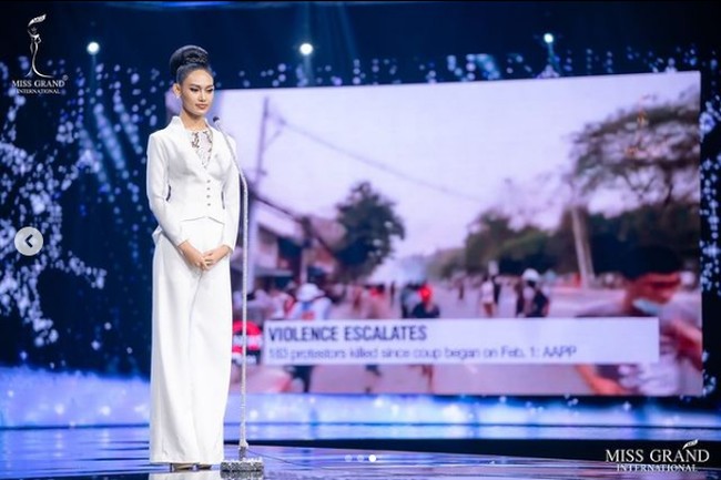 Han Lay dikenal juga dengan nama Thaw Nandar Aung menyuarakan jeritan rakyat Myanmar yang mendapat kekejaman dari militer di negaranya. Dia menyampaikan hal tersebut saat menjadi top 15 Miss Grand International 2020. Foto: Dok. Instagram @hann_may, Facebook Miss Grand International