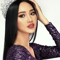 Sosok Han Lay juga dikenal sebagai makeup artist profesional dan hairstylist. Dia sudah memiliki sertifikasi sebagai seorang makeup artist. Foto: Dok. Instagram @hann_may, Facebook Miss Grand International