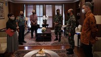 Menlu juga mengapresiasi kerja sama seluruh pihak terkait yang membantu proses pembebasan empat WNI tersebut. Adapun pihak yang membantu itu ialah dari TNI, Badan Intelijen Negara (BIN), serta Pemerintah Filipina melalui Western Mindanao Command (Westmincom).