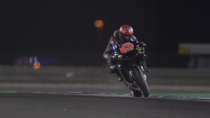 MotoGP Doha, Fabio Quartararo DOHA, QATAR - APRIL 03: Fabio Quartararo of France and Monster Energy Yamaha MotoGP Team heads down a straight during the MotoGP of Qatar - Qualifying at Losail Circuit on April 03, 2021 in Doha, Qatar. (Photo by Mirco Lazzari gp/Getty Images)