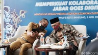 Meski sudah diisukan sejak beberapa tahun ke belakang, Kartabi berpandangan, kemajuan ekonomi digital masih sangat terbatas. Dia pun mengusulkan, agar rencana percepatan ekonomi digital di wilayah Pemda dilakukan secara masif.  