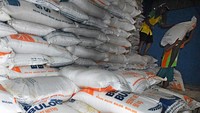 Dirut Perum Bulog Budi Waseso menyatakan, stok beras Bulog hingga April 2021 mencapai 1 juta ton cukup untuk kebutuhan puasa dan lebaran.