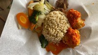 Begitu juga dengan penggunaan bumbu pada sayuran dan menu makanan lainnya. TIASA menjamin bahwa semua makanan yang mereka sajikan tidak menggunakan MSG, gula rafinasi dan gluten free. Minyaknya juga diganti dengan minyak kelapa jadi lebih bernutrisi. Foto: detikFood
